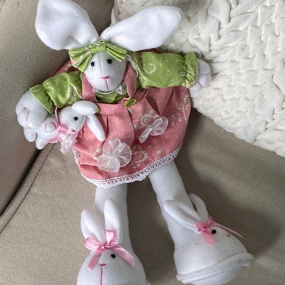 Adorable Sitting Bunny w Bunny! - Picture 2 of 8